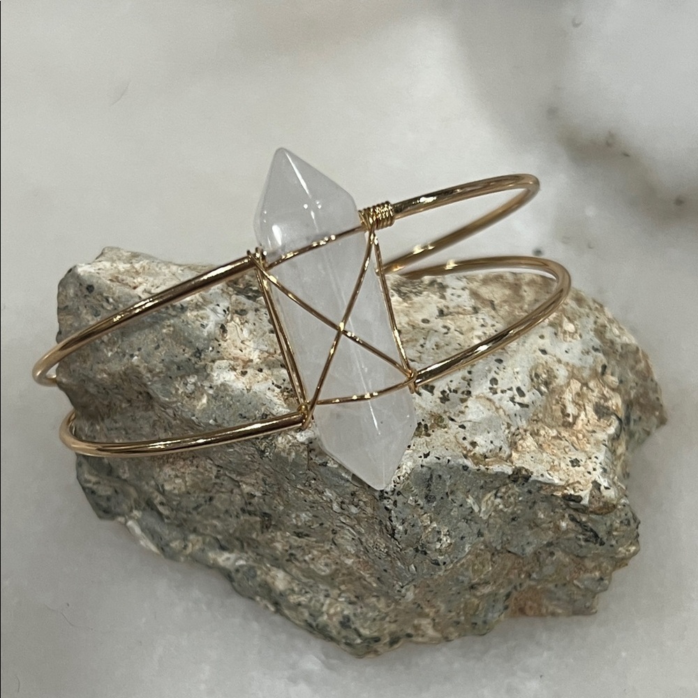 Chic Gold and White Crystal Women's Bracelet